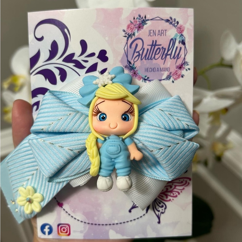 Beautiful bows, we make every design you could imagine โค๏ธ๐๐ - Picture 5 of 6